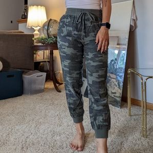 Mason & Belle linen blend camouflage drawstring pants xs